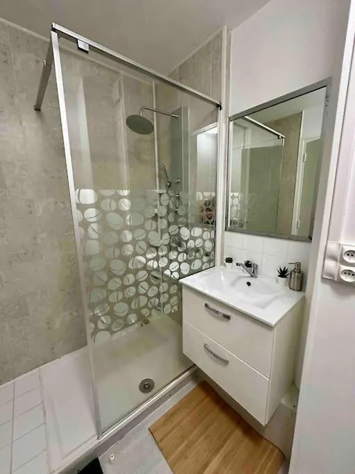Appartement Centre De Vichy 0*,