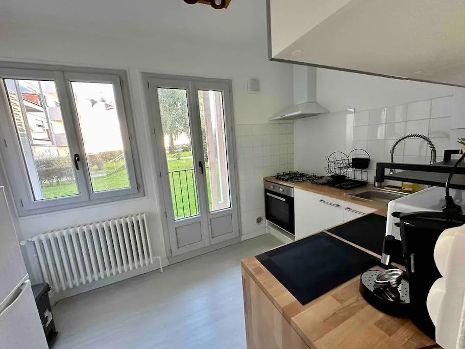 Apartment Appartement Centre De Vichy